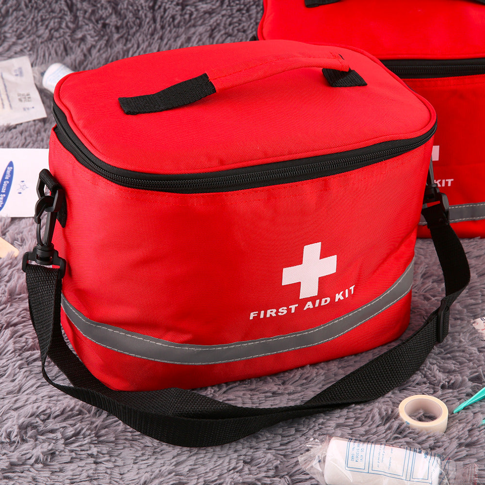 Red Striking Cross First Aid Kit Bag