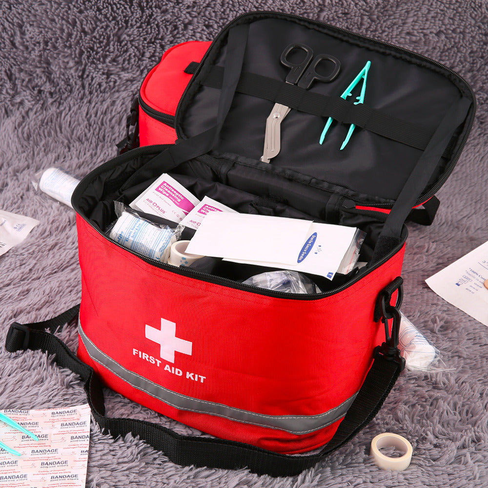 Red Striking Cross First Aid Kit Bag